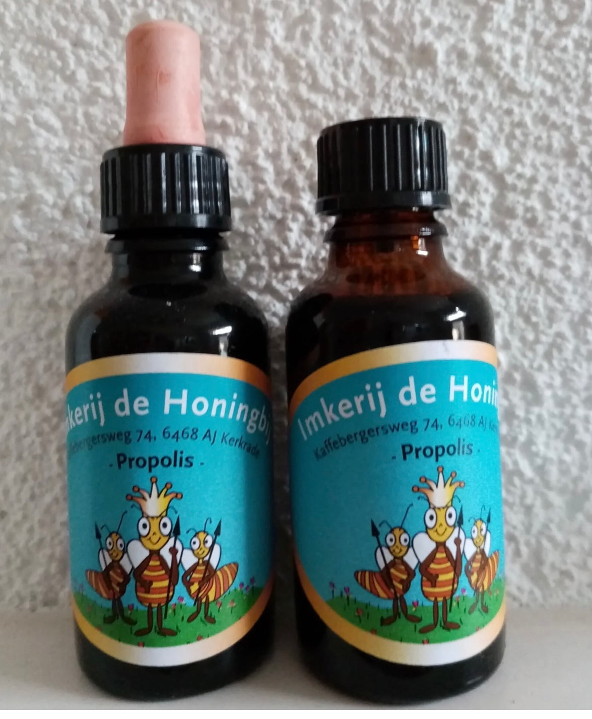 Propolis Tinctuur 20 % alcohol met pipet sluiting van "Imkerij De Honingbij"